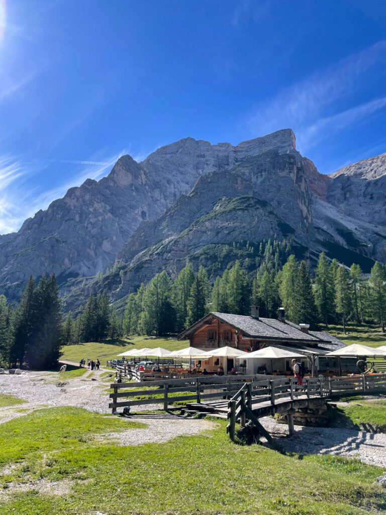 Malga Foresta Grünwaldalm Lago di Braies